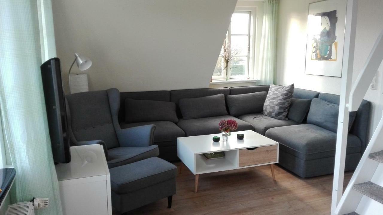 Ferienwohnungen Und Haushaelfte Friesland Midlum  Exterior photo